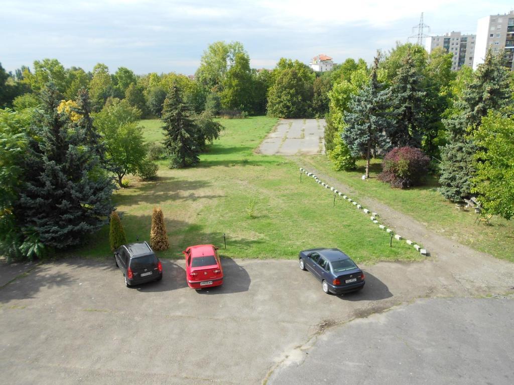 Hotel Seni Studium Budapest Bagian luar foto